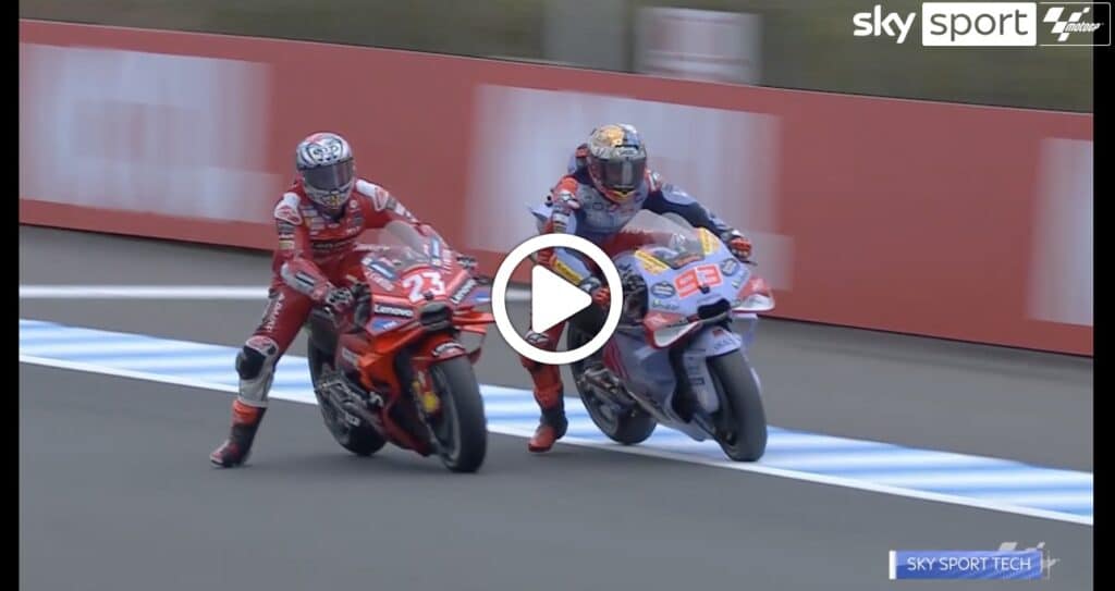 MotoGP | Bastianini e Marquez regalano spettacolo a Motegi: il VIDEO della battaglia nella Sprint