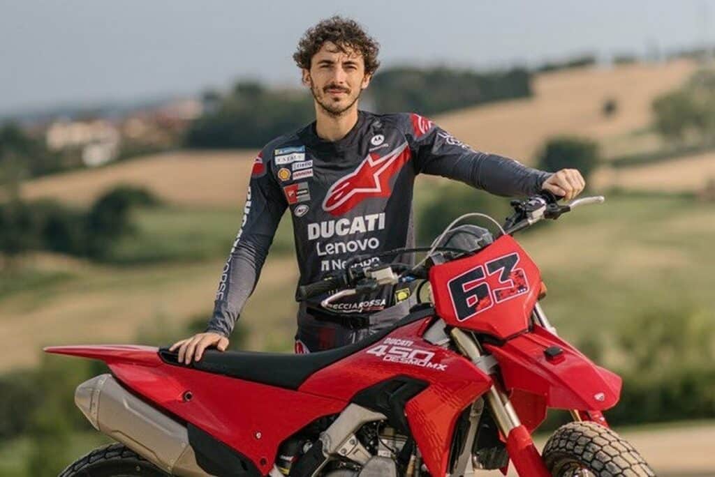 Ducati Desmo450 MX da flat-track per Pecco Bagnaia