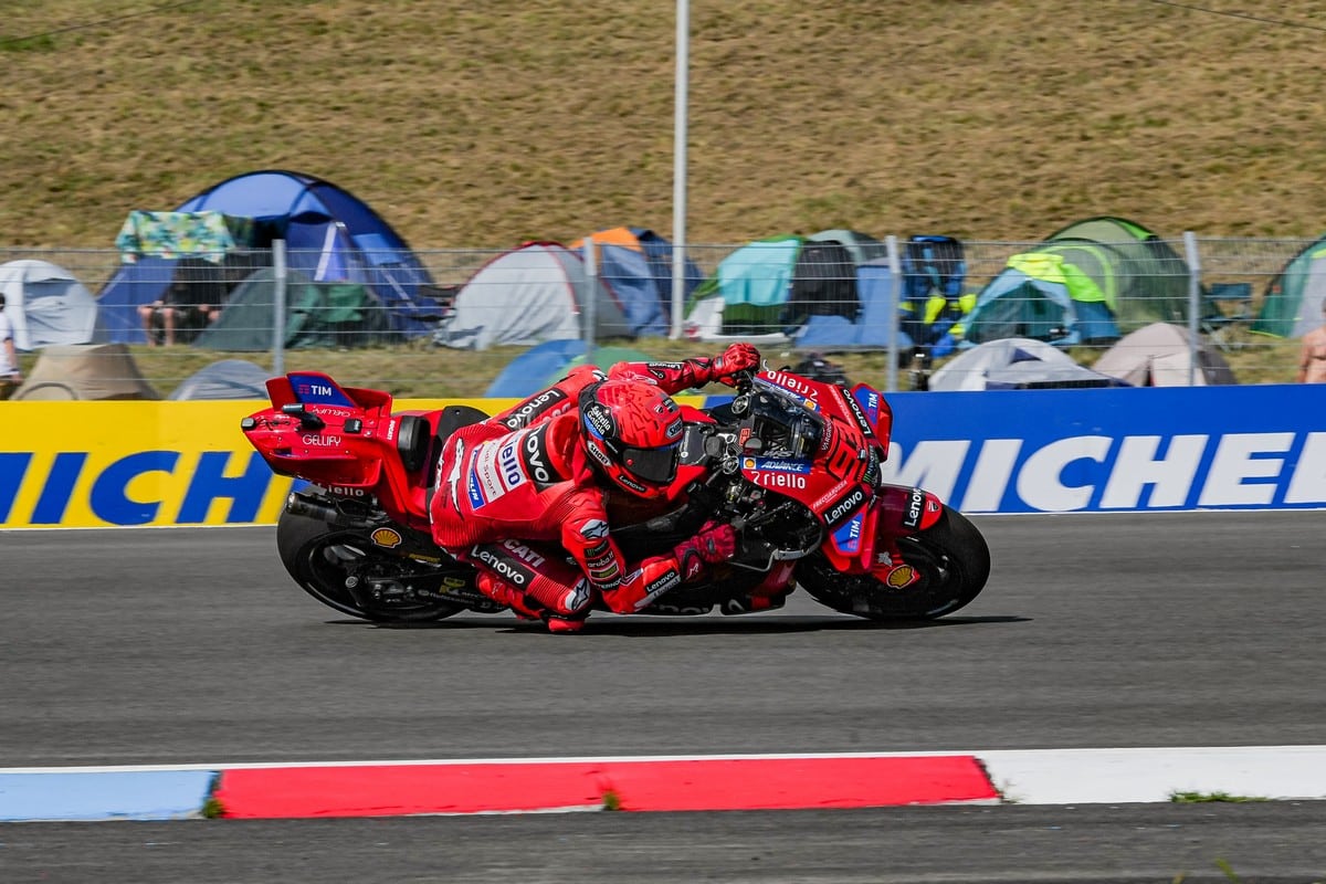 MotoGP | Gp Brno Gara: supremazia Marquez, vittoria su Bezzecchi e Acosta