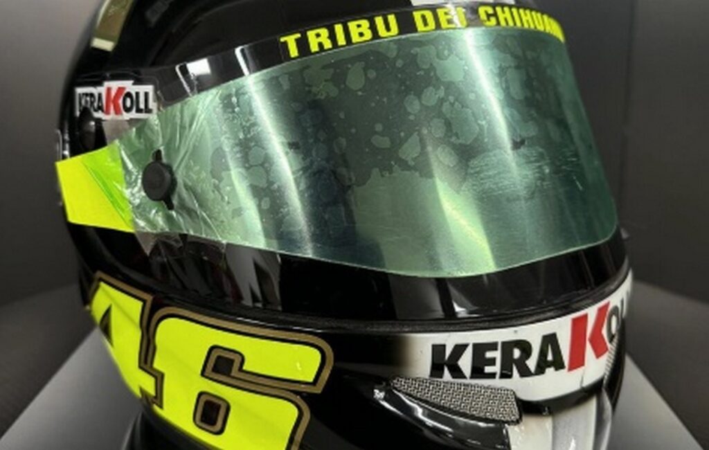 Asta MotoGP Authentics: il casco di Valentino Rossi tra i pezzi pregiati