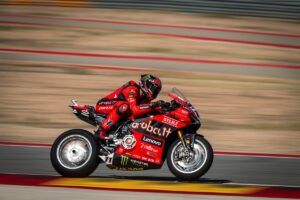 SBK | Gp Aragon Gara 2: Bulega batte ancora Razgatlioglu, Bautista è terzo