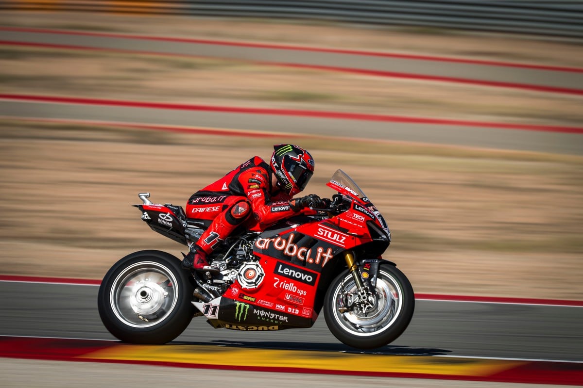 SBK | Gp Aragon Gara 2: Bulega batte ancora Razgatlioglu, Bautista è terzo