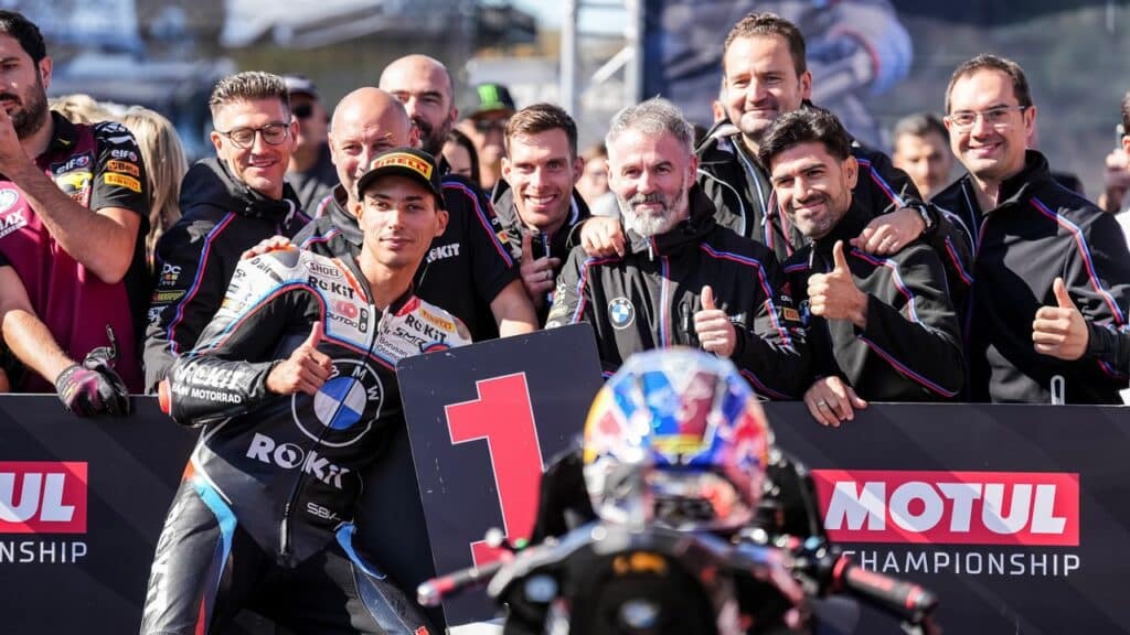 SBK | Gp Magny Cours: Razgatlioglu in pole, Bulega è secondo
