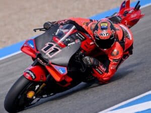 MotoGP: Bulega prova la Ducati GP25 a Jerez [FOTO]