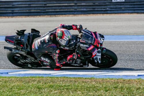 MotoGP | Gp Thailandia: Bezzecchi, pole e caduta, Bagnaia fuori dalla Q2