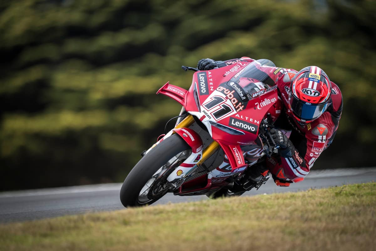 SBK | Test Phillip Island Day 2: domina Bulega, bene Baldassarri, Montella e Bassani
