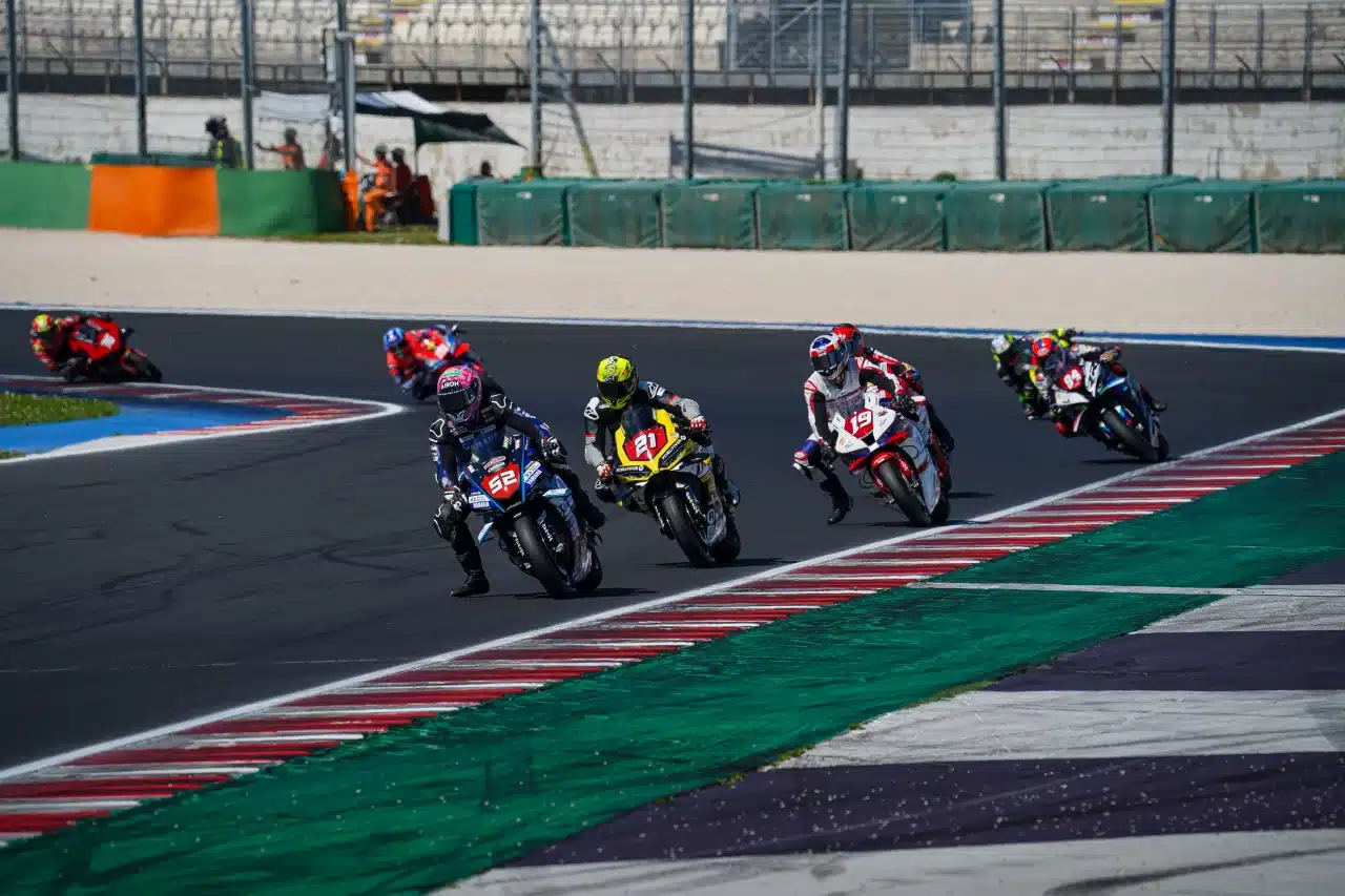 CIV | Gp Misano Race 1: Delbianco domina la Superbike, davanti a Giannini e Pirro. Vittoria di Kevin Zannoni in Supersport