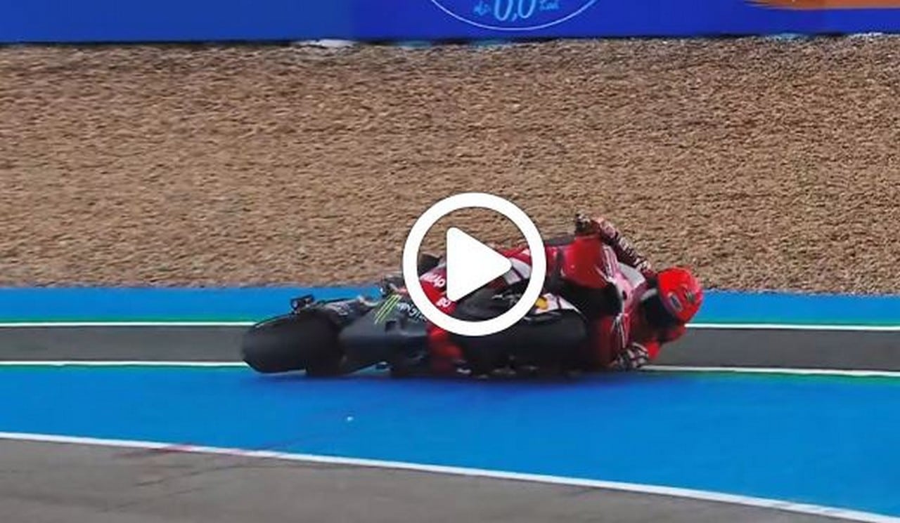 MotoGP | GP Jerez, folle Sprint Race, vince Marquez, Bagnaia e Morbidelli a podio: gli highlights [VIDEO]