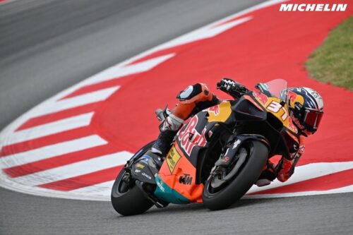 MotoGP | GP Catalunya Day 1, Acosta: “KTM lavora molto bene qua, ma ci manca qualcosa nei long-run”