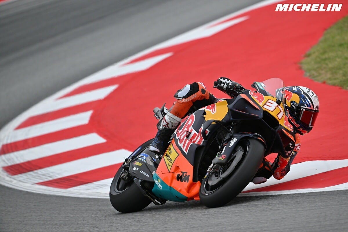 MotoGP | GP Catalunya Day 1, Acosta: “KTM lavora molto bene qua, ma ci manca qualcosa nei long-run”