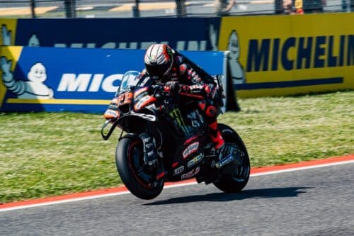 MotoGP | Record, rimonta e un casco speciale: il sabato di Bezzecchi al Mugello