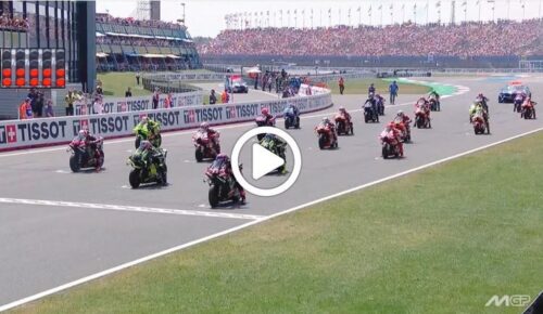 MotoGP | GP Assen: vittoria di Ogura, brutta caduta del “Bez”: gli highlights [VIDEO]