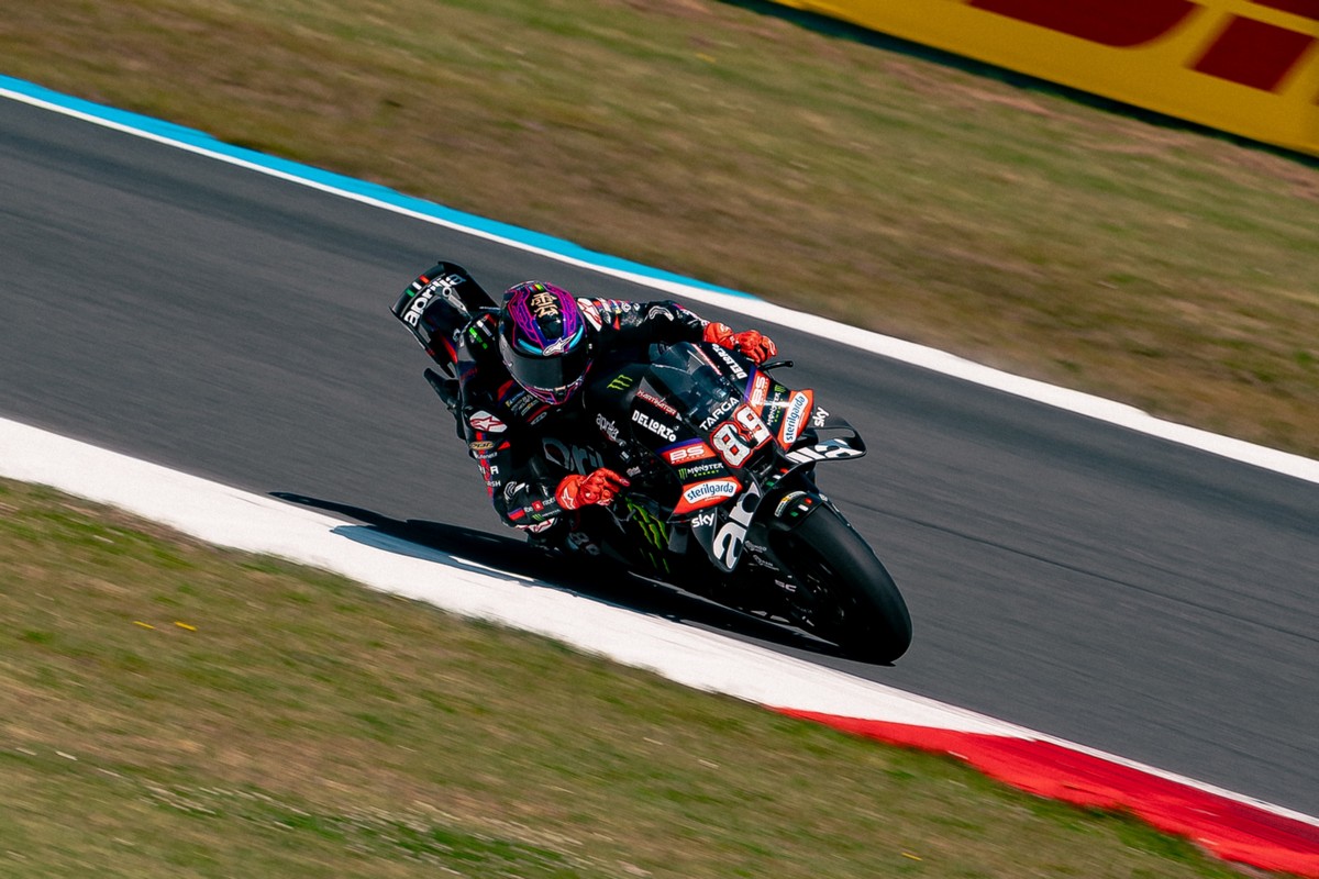 MotoGP | Gp Assen: Martin in pole davanti a Ogura e Bezzecchi, prima fila tutta Aprilia