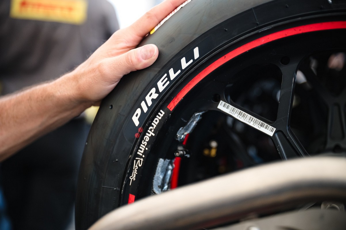 Gomme Pirelli MotoGP 2027 Test Brno