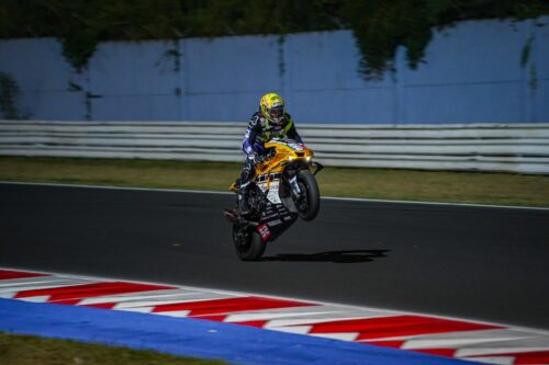 CIV | Gp Misano Race 1: Racing Night a Delbianco, con Rinaldi e Tulovic sul podio della Superbike. La wild card Farioli vince la Supersport CIV | Gp Misano Race 1: Racing Night a Delbianco, con Rinaldi e Tulovic sul podio della Superbike. La wild card Farioli vince la Supersport