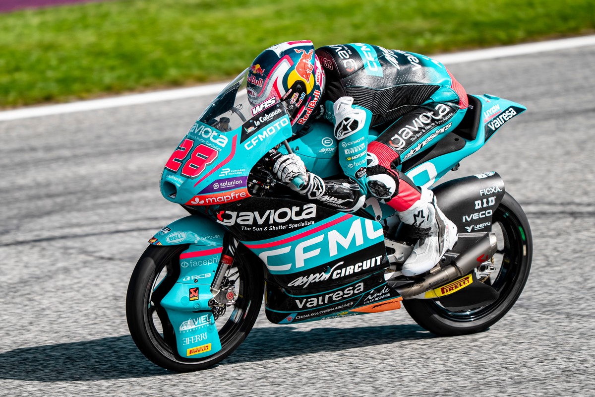 Moto3 | Gp Austria, Gara: cade Almansa, vince ancora Quiles, disastro Bertelle